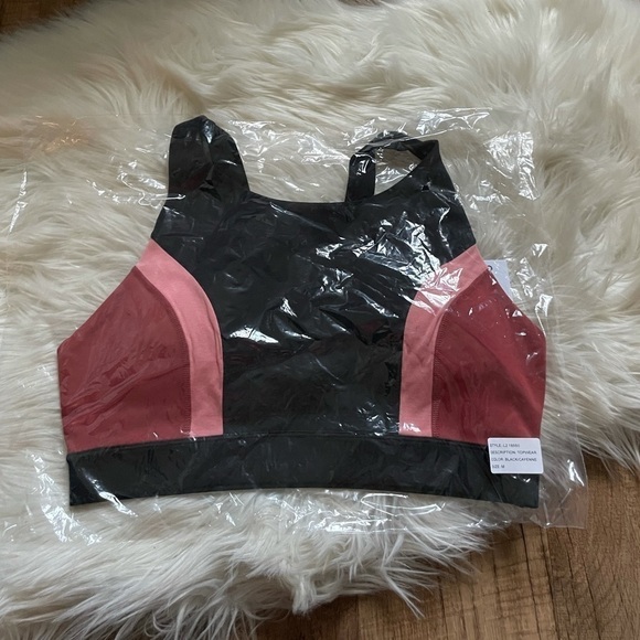 REVOLVE Iris & Ink Colorblock Sports Bra - Picture 2 of 5